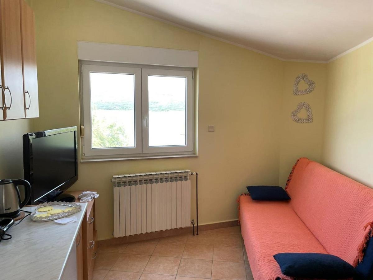 Apartman Luka Jadrtovac 외부 사진