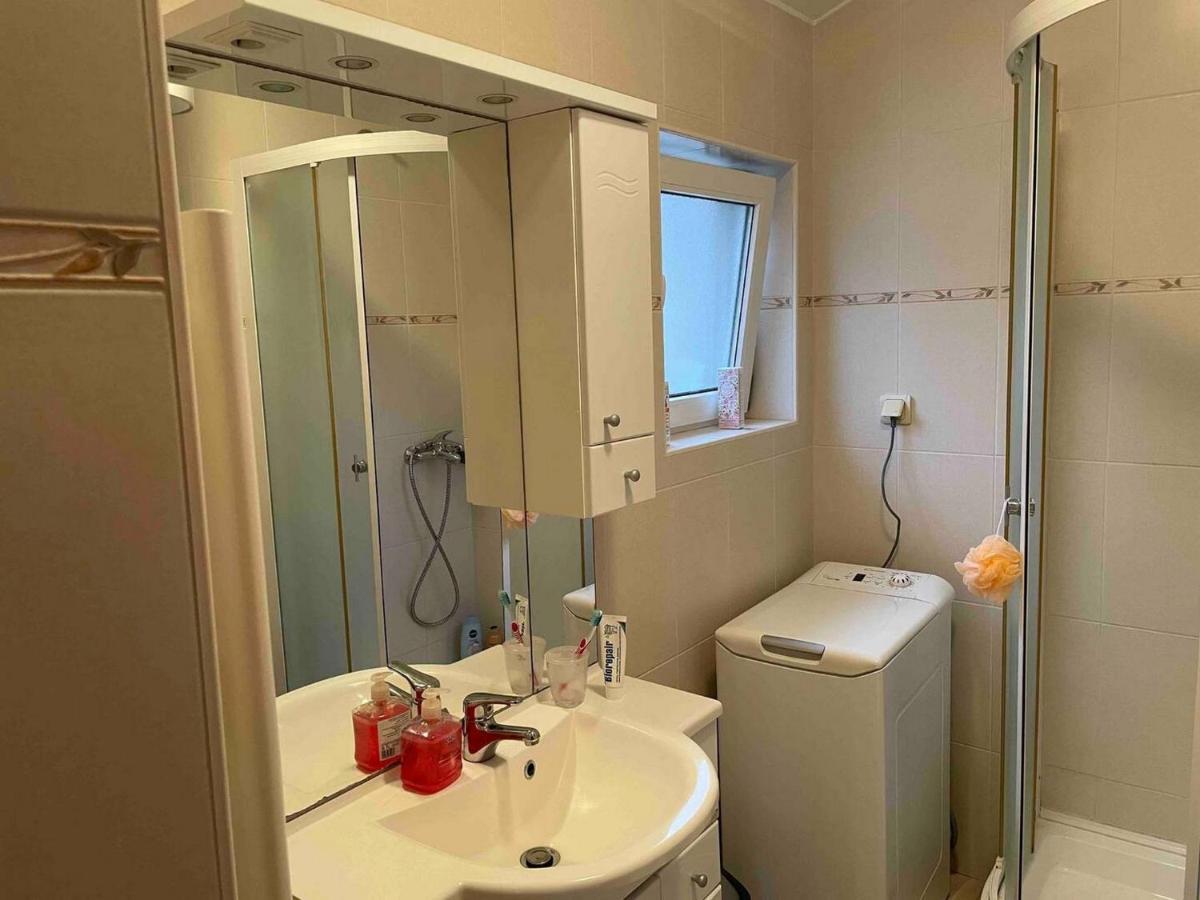 Apartman Luka Jadrtovac 외부 사진